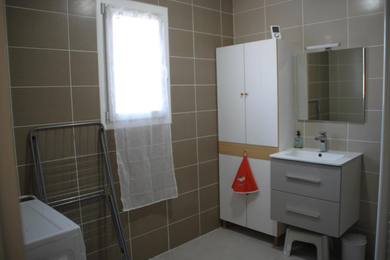 Bel Appartement En Campagne Grane Bagian luar foto