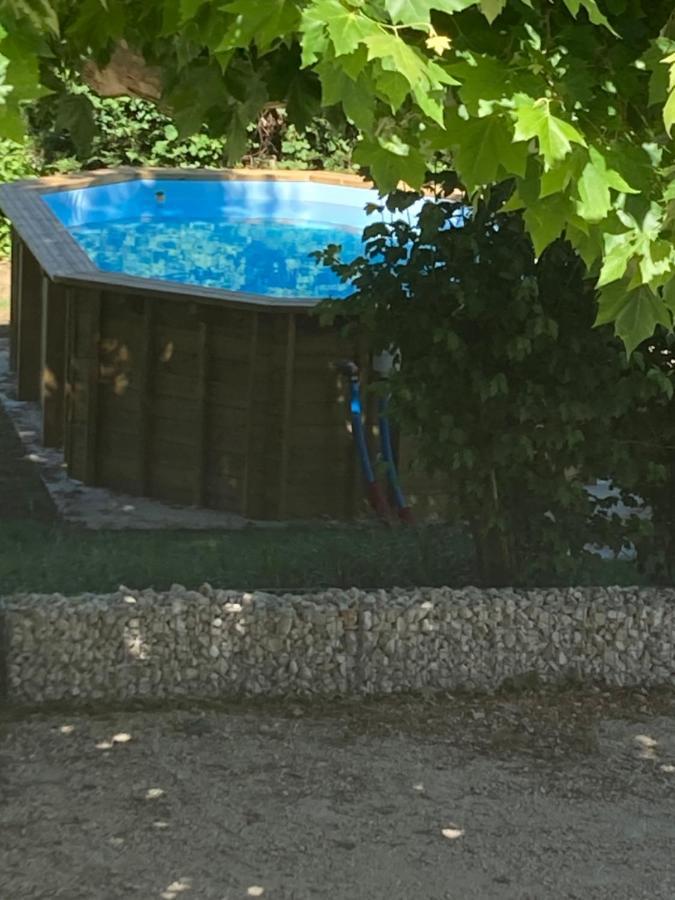 Bel Appartement En Campagne Grane Bagian luar foto